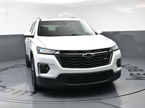 Used 2023 Chevrolet Traverse RS AWD/4WD image 3