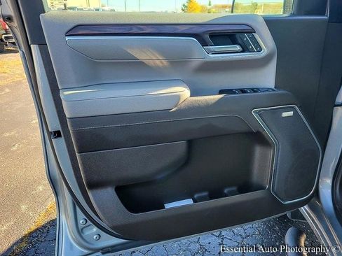 Used 2023 GMC Sierra 1500 SLT w/ SLT Convenience Package image 18