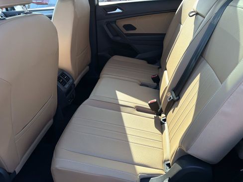 Certified 2024 Volkswagen Tiguan SE R-Line FWD image 11