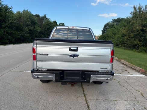 Used 2014 Ford F150 XLT w/ Equipment Group 302A Luxury AWD/4WD image 4