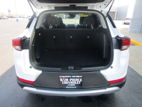 Used 2023 Chevrolet TrailBlazer LT w/ Convenience Package image 20