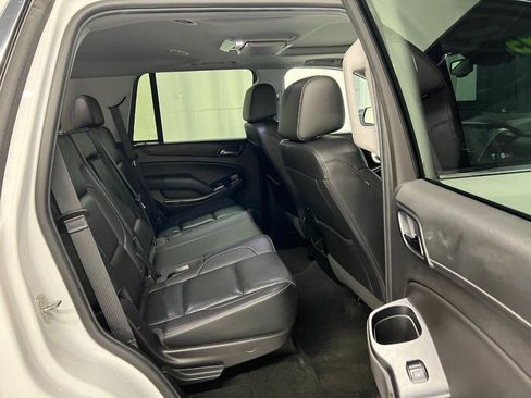 Used 2018 GMC Yukon SLT w/ Open Road Package AWD/4WD image 11