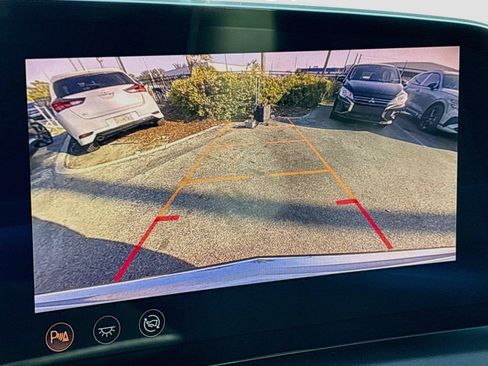 Used 2024 Cadillac Lyriq Tech RWD image 13