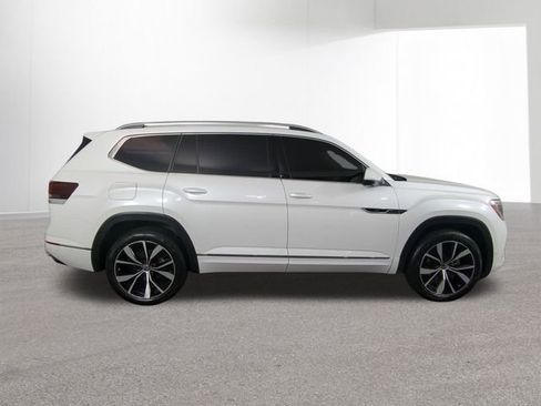 Used 2024 Volkswagen Atlas SEL Premium R-Line AWD/4WD image 38