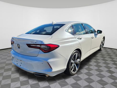 Certified 2025 Acura TLX w/ Technology Package image 4