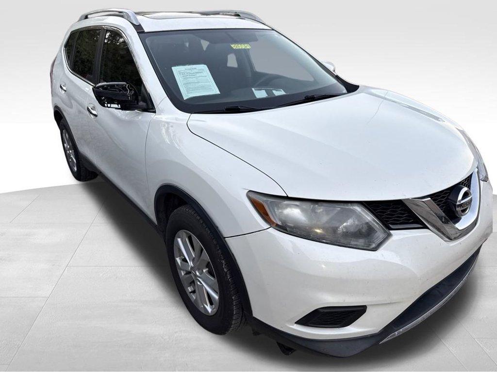 Used 2016 Nissan Rogue SV w/ SV Moonroof Package FWD image 3