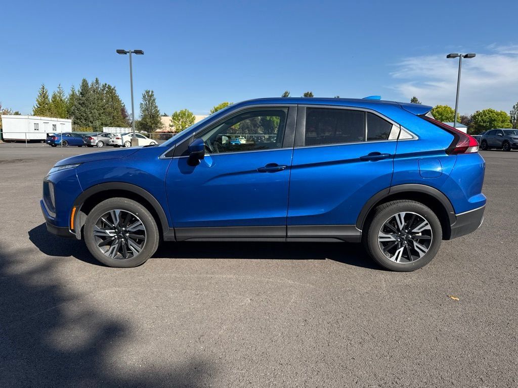 Used 2025 Mitsubishi Eclipse Cross AWD image 4