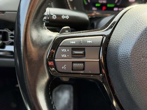 Used 2024 Honda Accord Touring image 9