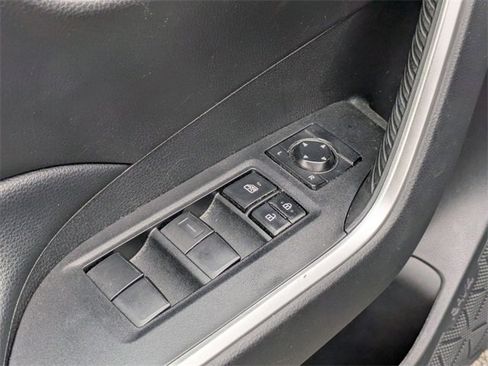 Used 2021 Toyota RAV4 XLE w/ Carpet Mat Package (TMS) image 12