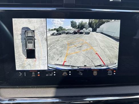 New 2024 GMC Sierra 1500 AT4 w/ Technology Package AWD/4WD image 26