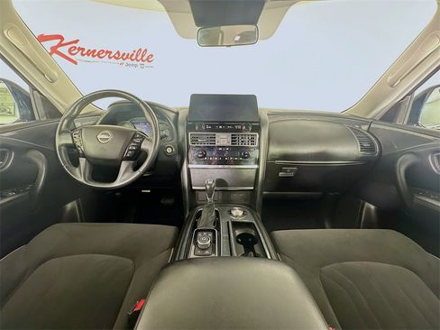 Used 2023 Nissan Armada S image 10