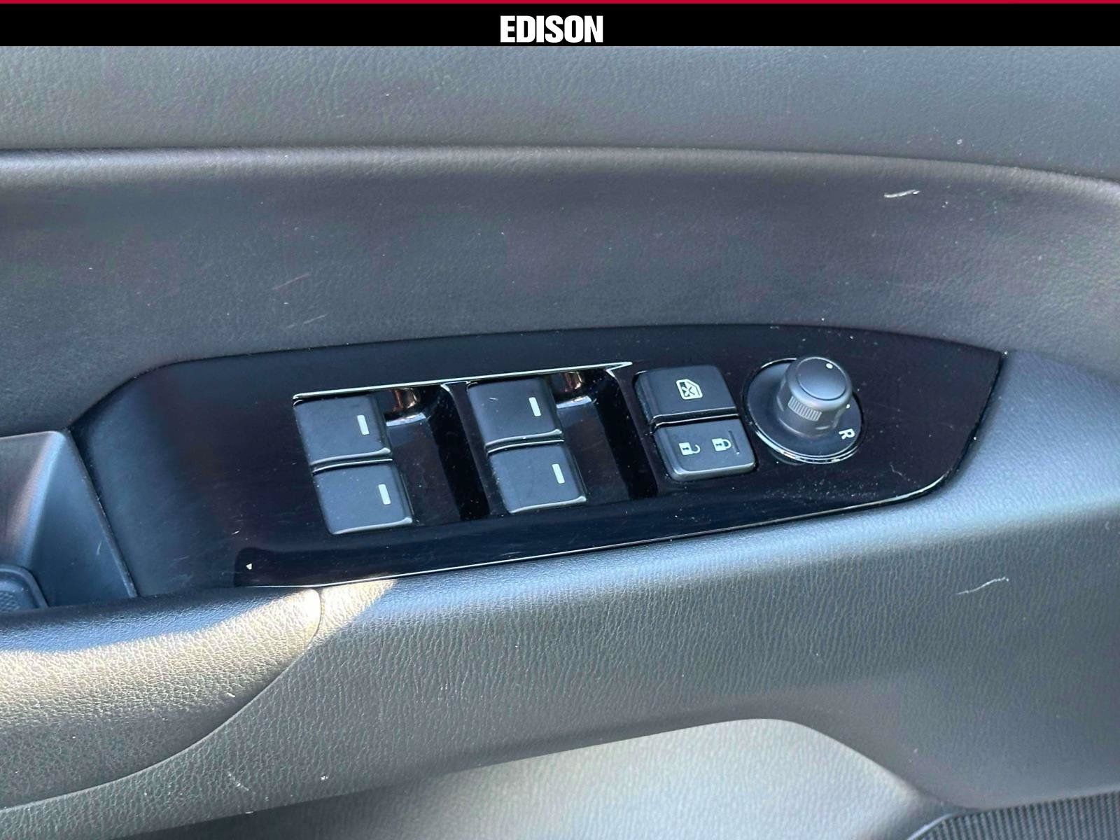 Used 2025 MAZDA CX-5 AWD 2.5 S w/ Preferred Package image 16