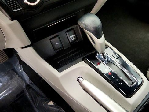 Used 2015 Honda Civic LX image 17