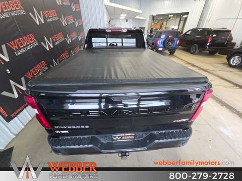 Used 2022 Chevrolet Silverado 1500 RST image 6