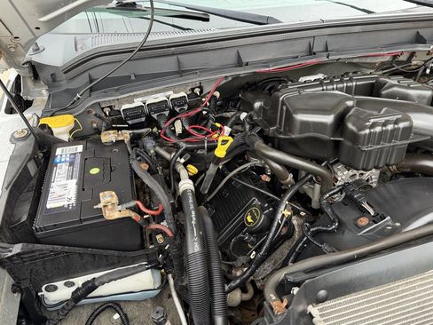 Used 2016 Ford F250 XL w/ Power Equipment Group image 20