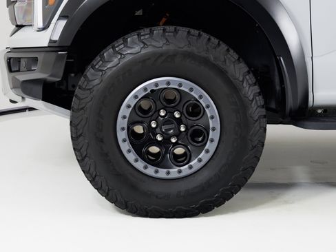 Used 2024 Ford F150 Raptor AWD/4WD image 9