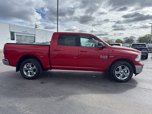 Used 2019 RAM 1500 Big Horn AWD/4WD image 4