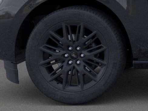 New 2026 Ford Expedition Max Platinum w/ Stealth Appearance Package image 19