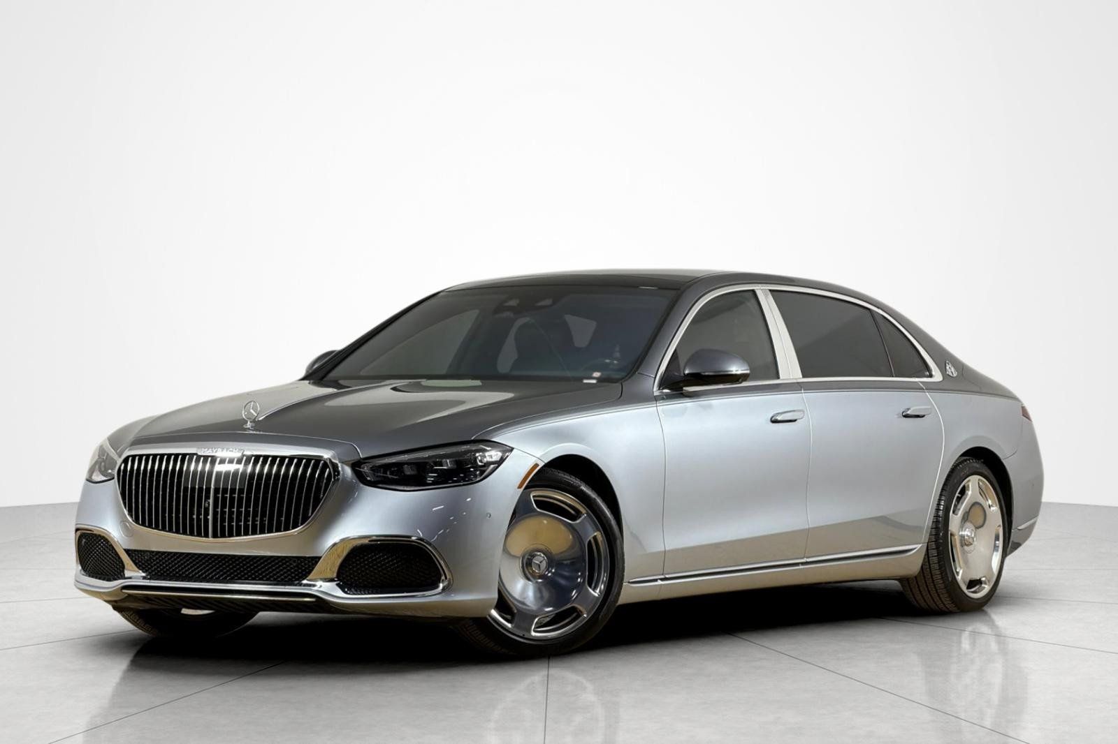 Used 2024 Mercedes-Benz Maybach S 580 4MATIC image 1
