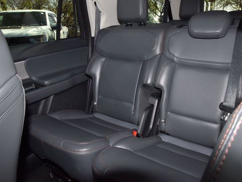 Certified 2025 Ford Expedition Max Active image 20