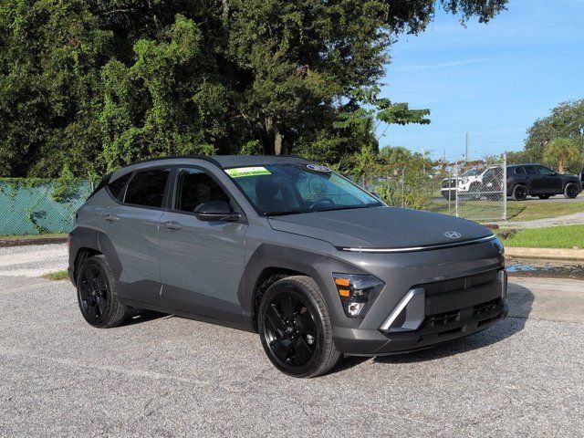 Used 2026 Hyundai Kona SEL Sport FWD image 2