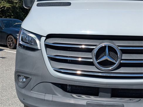 Used 2024 Mercedes-Benz Sprinter 144 Cargo image 11