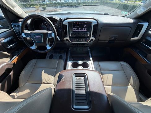 Used 2016 GMC Sierra 2500 SLT w/ Duramax Plus Package AWD/4WD image 19