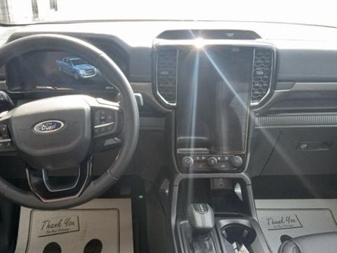 Used 2024 Ford Ranger Lariat w/ FX4 Off-Road Package AWD/4WD image 8