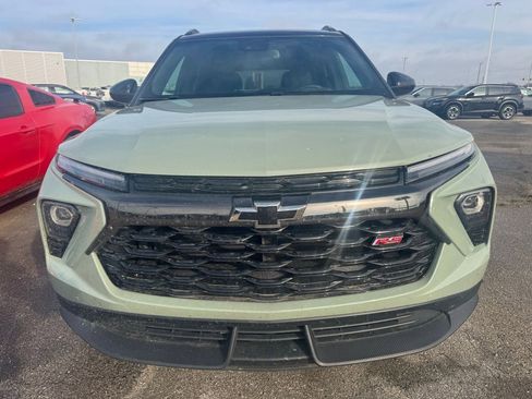 Used 2024 Chevrolet TrailBlazer RS w/ Convenience Package image 2