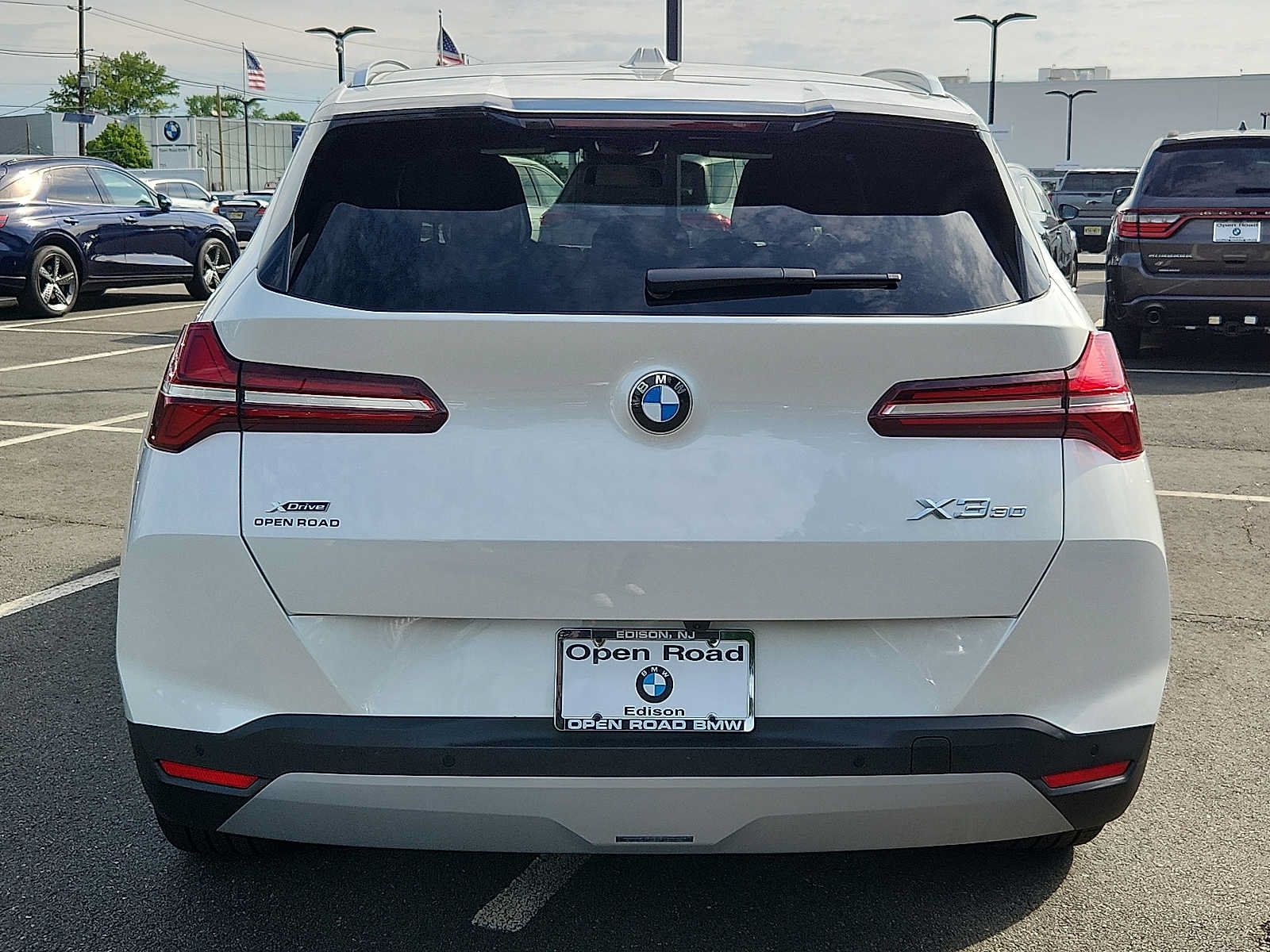 Used 2026 BMW X3 xDrive30i w/ Convenience Package AWD/4WD image 5