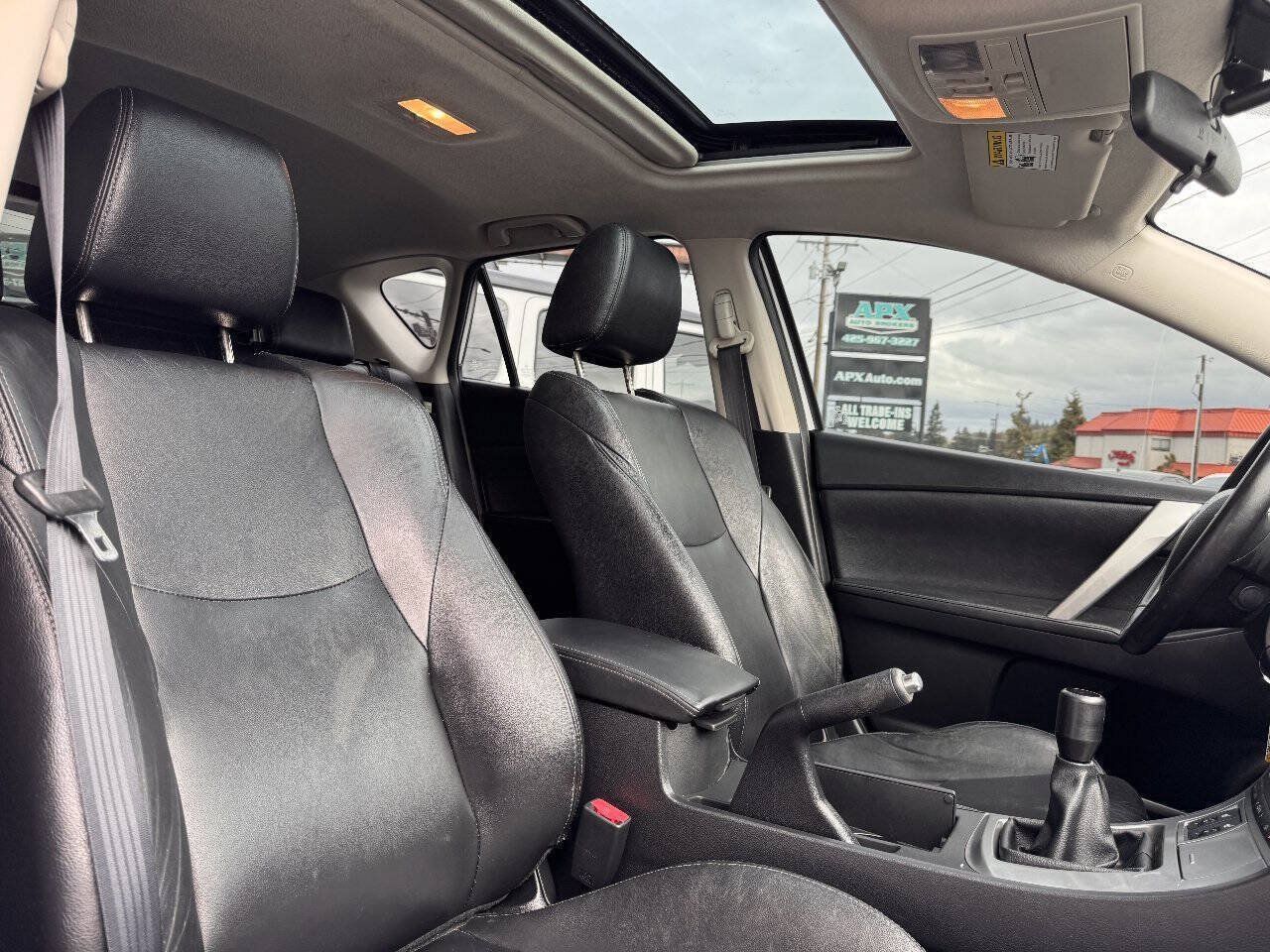 Used 2010 MAZDA MAZDA3 s Grand Touring FWD image 14