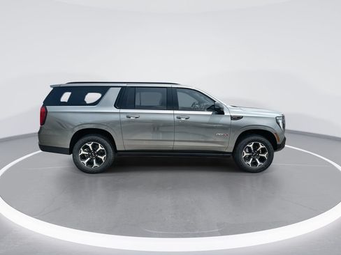 New 2026 GMC Yukon XL AT4 w/ AT4 Premium Plus Package AWD/4WD image 9