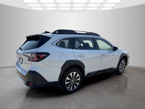 Used 2023 Subaru Outback Limited image 9