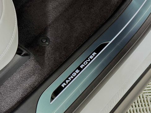 New 2026 Land Rover Range Rover Sport SE AWD/4WD image 31