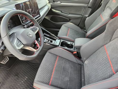 New 2026 Volkswagen Golf SE FWD image 19