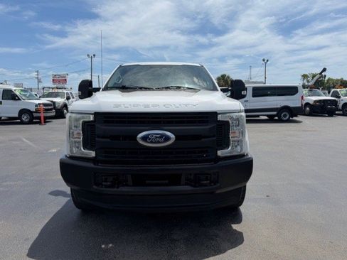Used 2017 Ford F250 XL w/ Power Equipment Group image 3