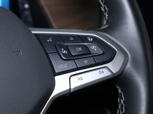 Used 2024 Volkswagen Atlas SE AWD/4WD image 24