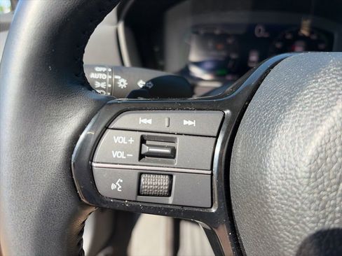 Used 2024 Honda Accord Touring image 13