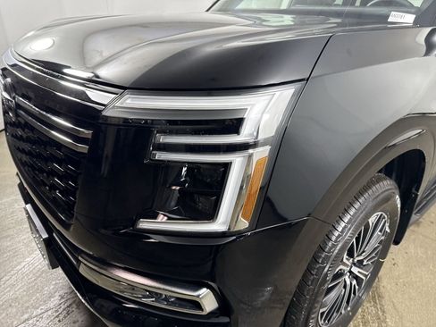 New 2026 Nissan Armada SL image 28