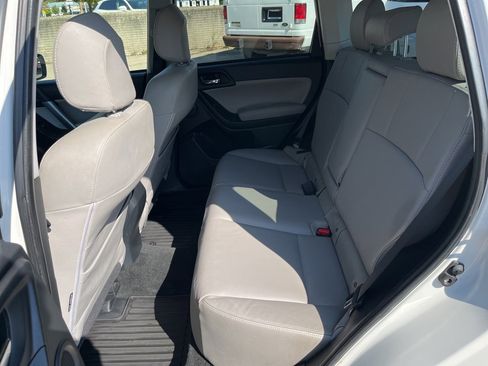 Used 2016 Subaru Forester 2.5i Limited image 10