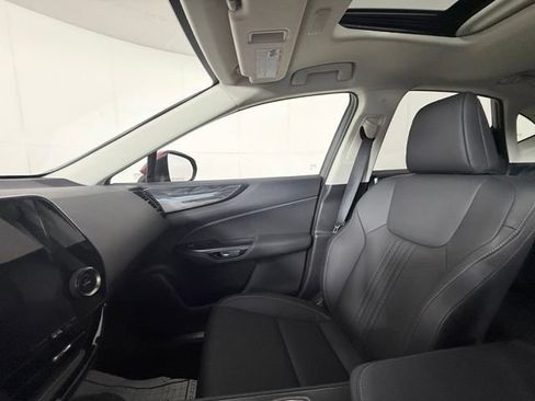 Certified 2025 Lexus NX 350 AWD w/ Premium Package image 20
