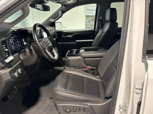Used 2025 GMC Sierra 1500 SLT RWD image 13