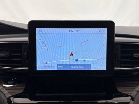 Used 2021 Ford Explorer Limited w/ Hybrid Equipment Group 310A RWD image 41