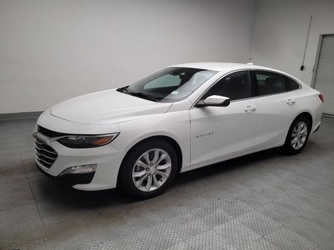 Used 2024 Chevrolet Malibu LT FWD image 2