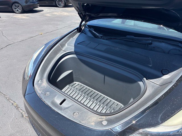Used 2021 Tesla Model Y Long Range AWD/4WD image 28