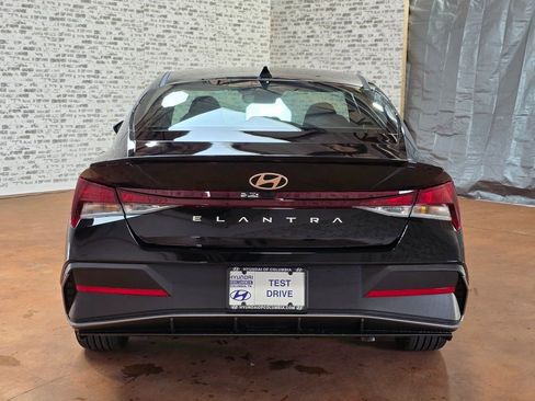 New 2026 Hyundai Elantra SEL Sport Premium FWD image 6