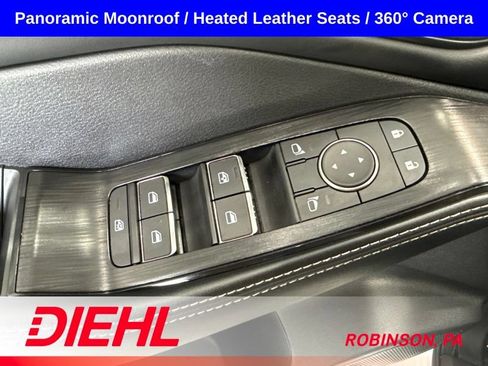 Used 2025 Nissan Rogue SL w/ SL Premium Package AWD/4WD image 22