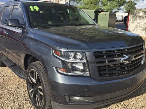 Used 2019 Chevrolet Tahoe LT w/ RST Edition AWD/4WD image 3