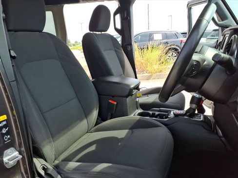 Used 2021 Jeep Wrangler Unlimited Sport w/ Cold Weather Group AWD/4WD image 22
