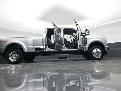 Certified 2024 Ford F450 Lariat w/ Lariat Ultimate Package AWD/4WD image 81
